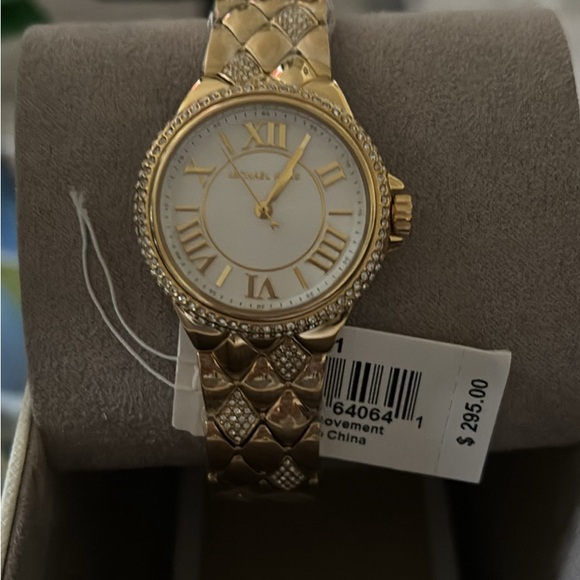 Michael Kors Woman’s watch. - Picture 5 of 6